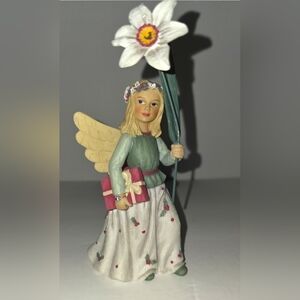 Demdaco Wildflower Angel Calendulas Figurine Narcissus For December Collectable